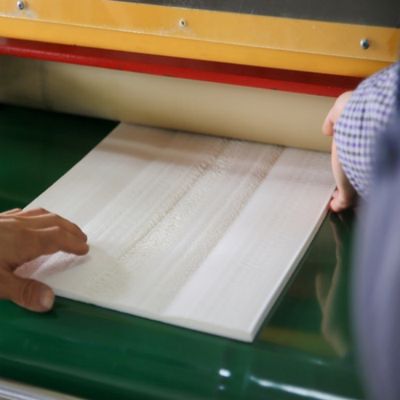 주문 고 탄력 연료 저항성 냄새 없는 FKM 고무 전합물 기름 밀폐 및 가스켓 online manufacture