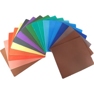 좋은 가격 UL94 V-0 연화성 흑색 FKM 고무 화합물 200°C 온도 저항 및 산업용 가스켓에 대한 우수한 찢기 저항성 온라인으로